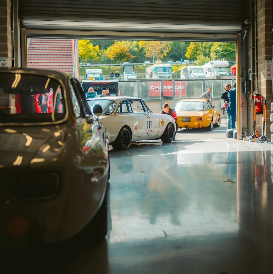 Classic car motorsports