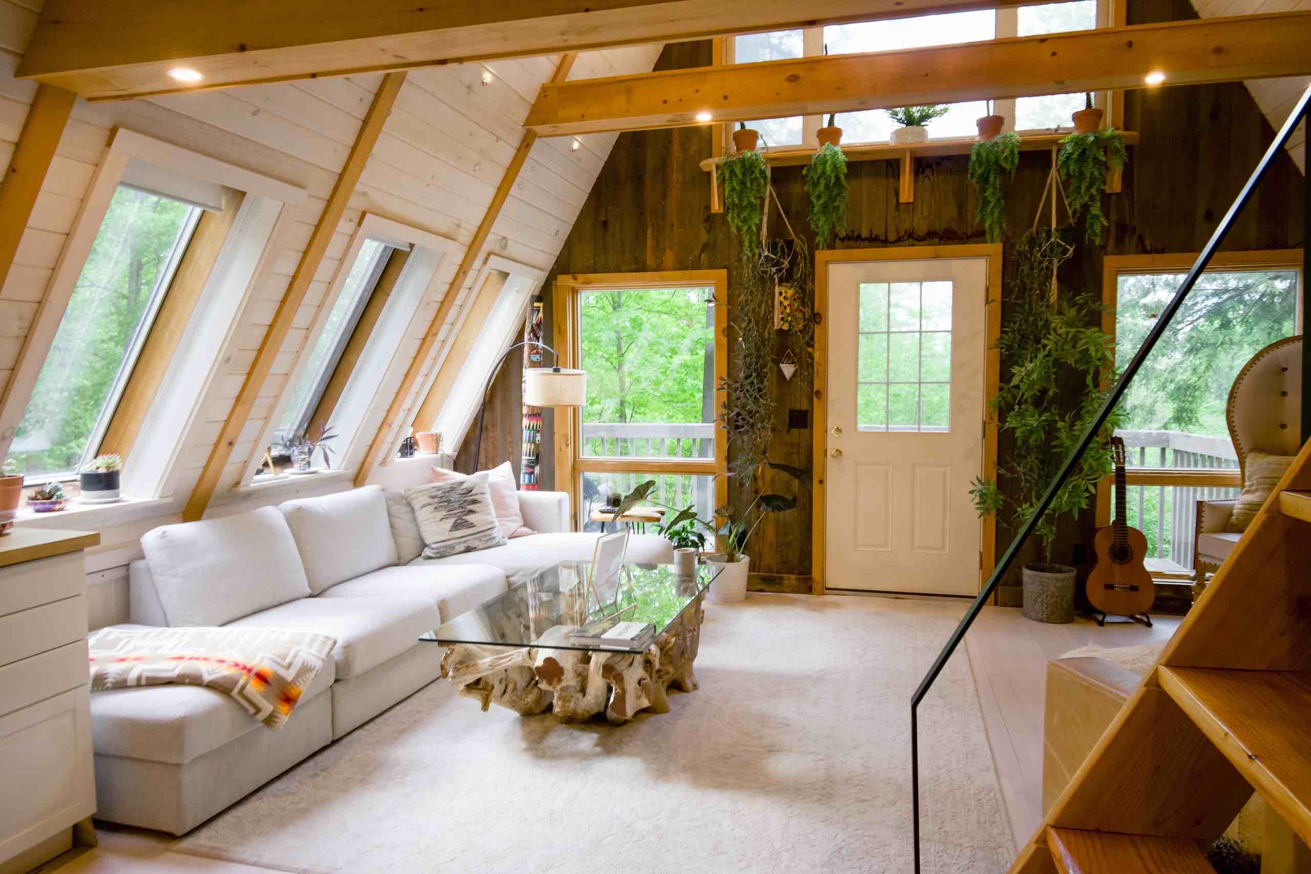 Woodland cabin used to represent hospitality and holiday rental web design services